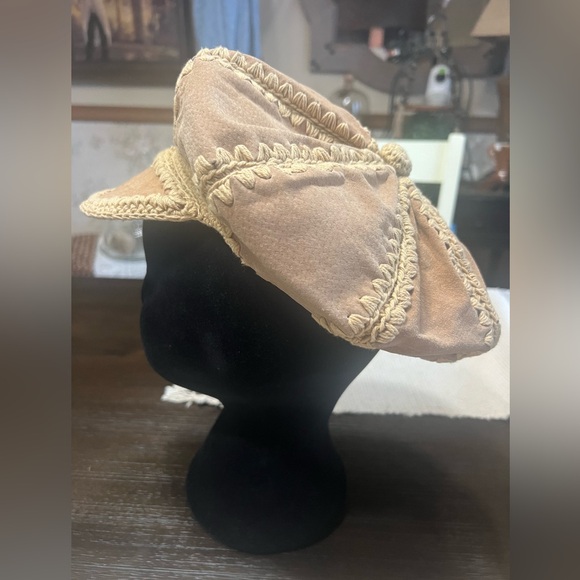 Women’s Crochet Tan Newsboy Hat By Lane Bryant - Picture 2 of 10